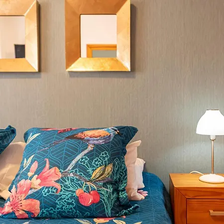 Elegant With Ocean Views 아파트 칸델라리아
