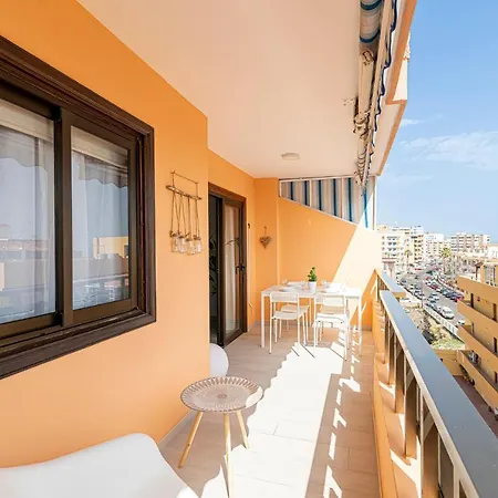 Elegant With Ocean Views 아파트 칸델라리아
