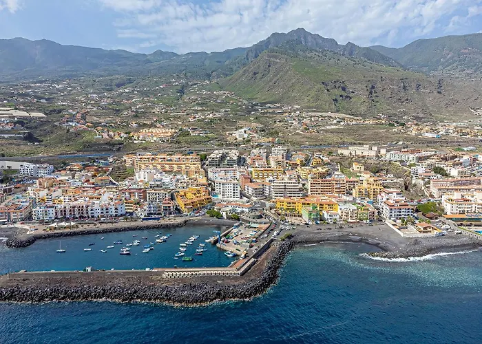 Elegant With Ocean Views Daire